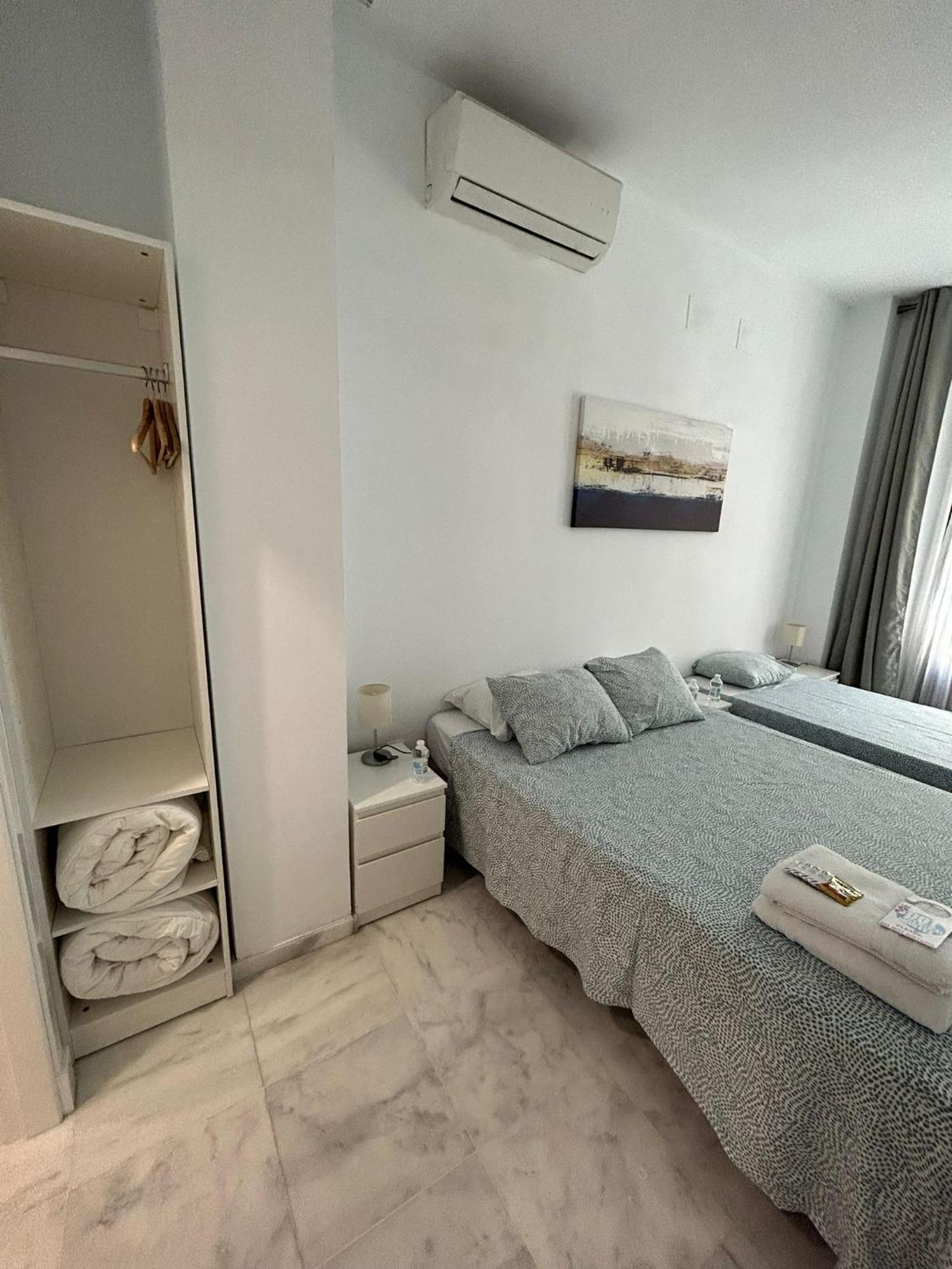 Triple Room Private Bathroom